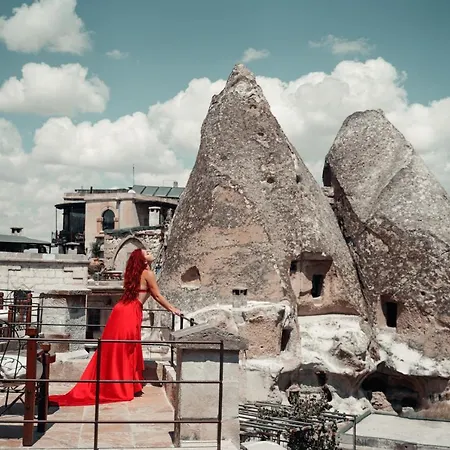 호텔 술탄 케이브 스위트 3*