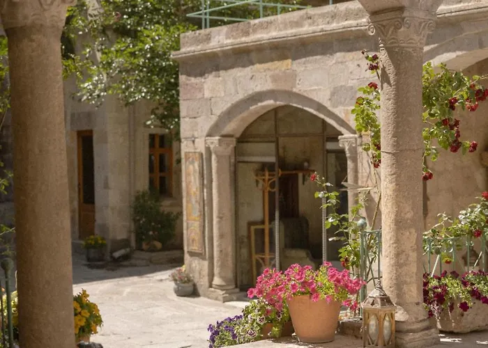 Sultan Cave Szálloda 3*